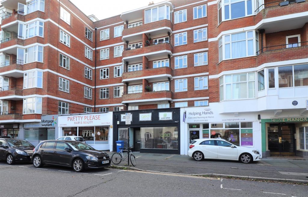 Hove Manor Parade Front 2.JPG