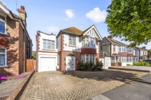 Berriedale Avenue, Hove